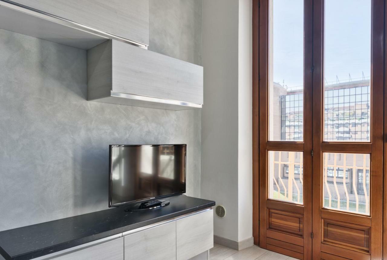 Torino Tribunale & Porta Susa Flat Apartment Exterior photo